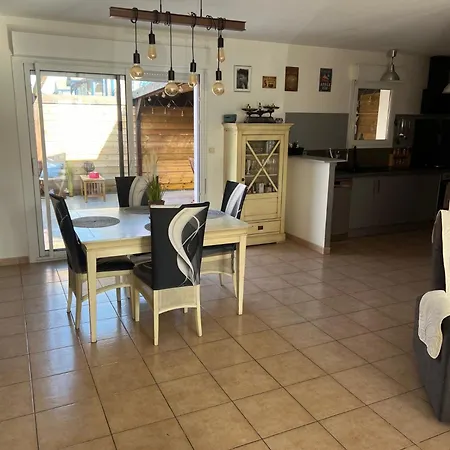 Casa de Férias Tres Jolie Maison Familiale 3 Gujan-Mestras