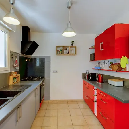 Tres Jolie Maison Familiale 3 *