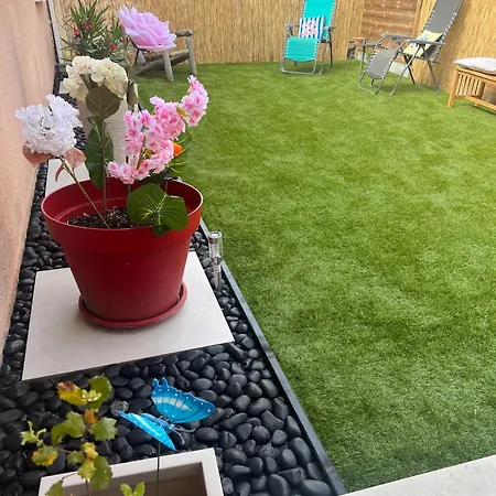 Casa de Férias Tres Jolie Maison Familiale 3 *